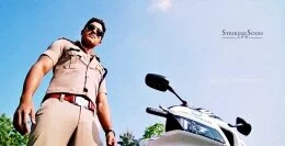 allu-arjun-race-gurram-police-stills-18