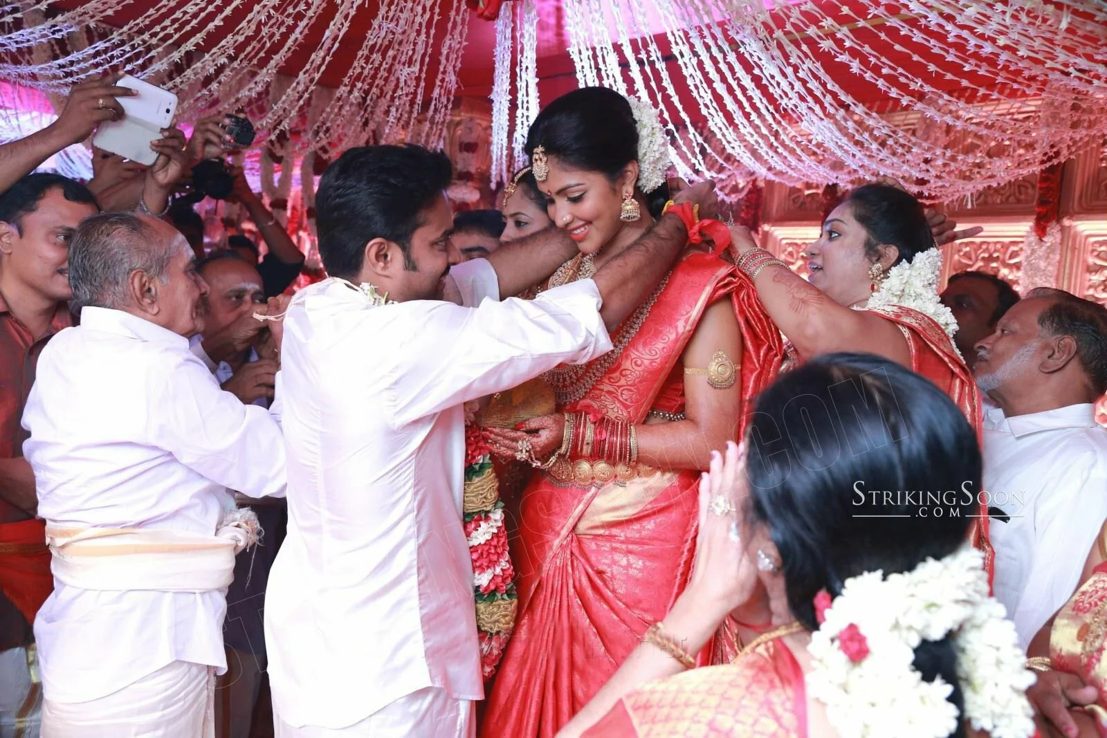 Director Vijay - Amala Paul Marriage Photos
