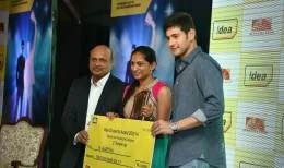 mahesh-babu-at-idea-students-awards-photos-16