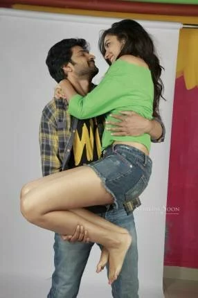 prema-ishq-kadhal-movie-photos