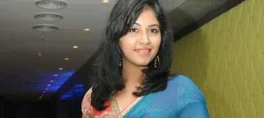 anjali in saree hot pics